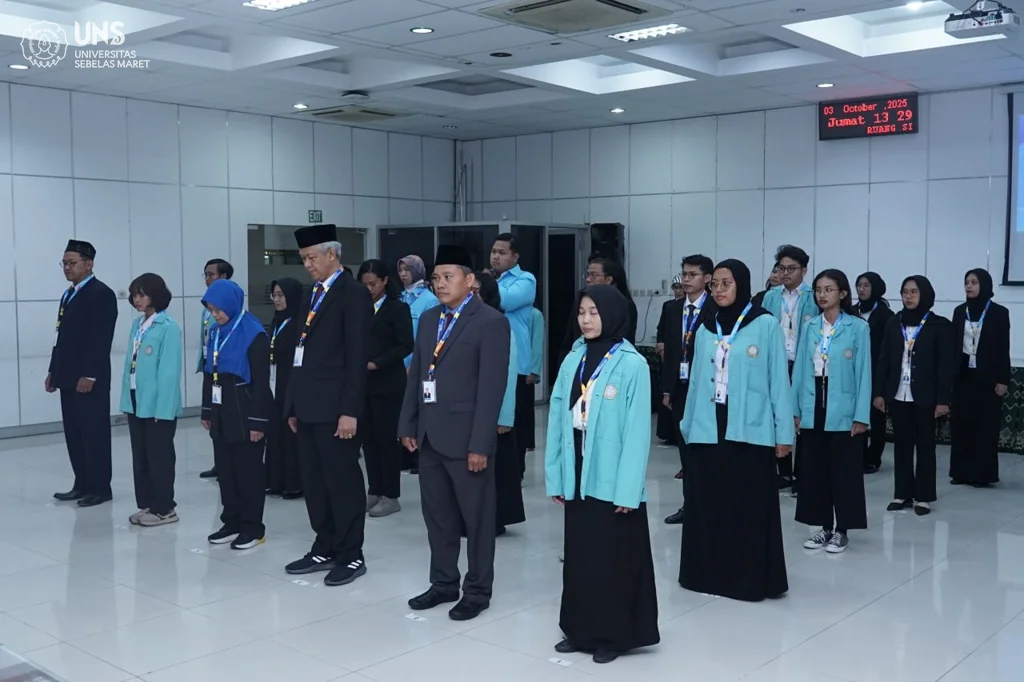 Deputi Pengendalian Penduduk Kementerian Kependudukan dan Pembangunan Keluarga/ BKKBN Berikan Kuliah Umum di UNS