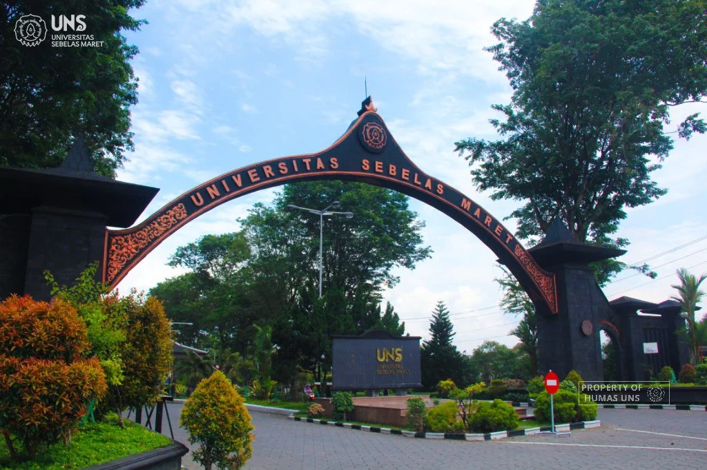 Pengurus IKA UNS Resmi Dilantik oleh Rektor